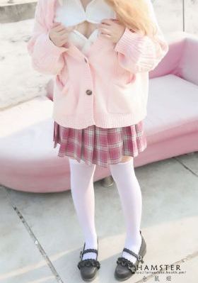 露出女神瑶瑶的女女互玩1_双语中字在线影院观看